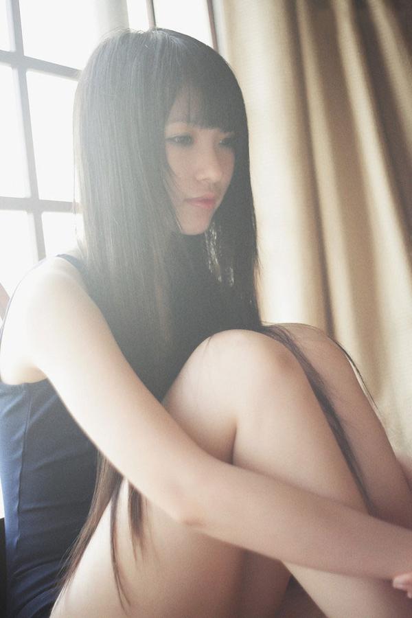 慢慢地知道对一个人的真爱不一定能带来回报