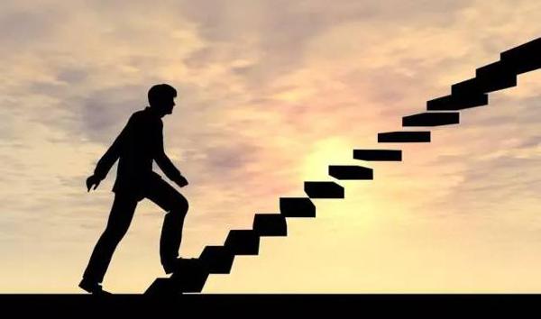 生活的足迹也需要确定进步的方向