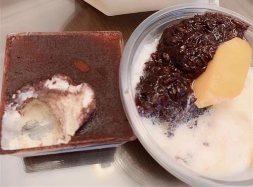 吃甜点对提拉米苏来说确实是一种好心情