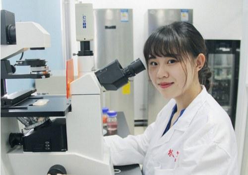 而那些喝水的人可以得到龙