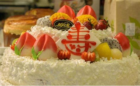 在生命的深谷中起伏