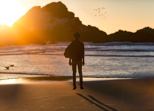 因为我想让你后悔