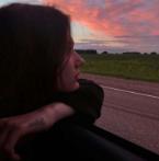 您会发现他也是虚伪的