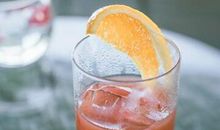 适合发朋友圈的经典语录：世界上最珍贵的，是得不到和已失去