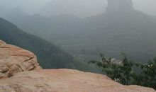 关于思念家乡的山的句子