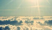 描写小孩子玩的开心的句子