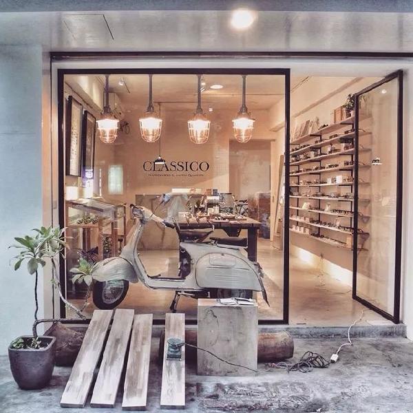 财富之神正来到您的家中留在财务资源中