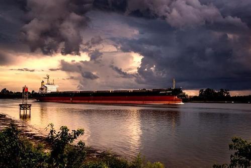 家庭的家庭关系永远无法改变