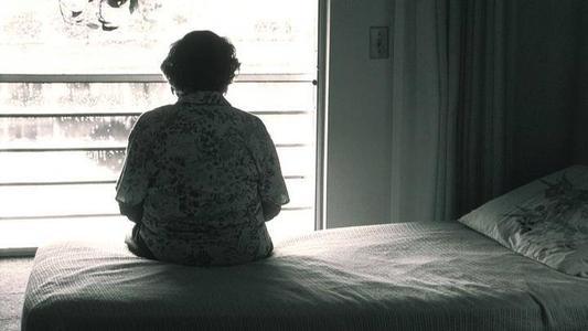 没有孩子们的笑声