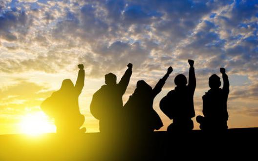 当一个人最无助时