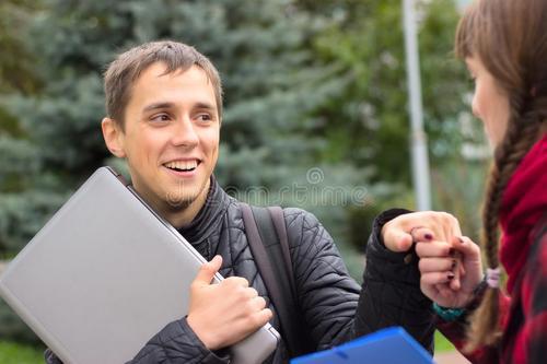 请享受由编辑者组织的聊天语句  1