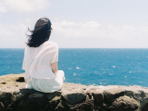 从一生的不堪重负开始到现在从无法适应到最终平静下来