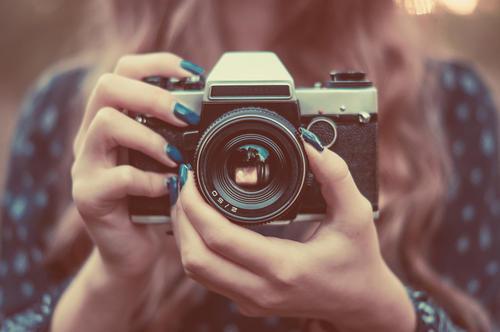 让我们看一下编辑器组织的关于快乐描述的心理句子