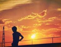 一个人最难过的时刻是他对亲人感到失望