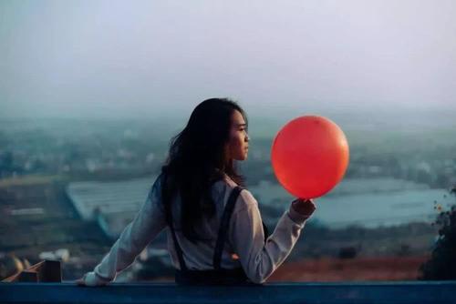 我不知道为什么我在她的眼中看到一丝失望