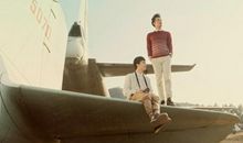 兄弟一起开心的句子