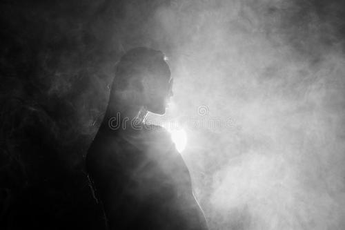 那些宣誓已兑现的诺言已成为将在未来日子伤害您和我们心脏的剑