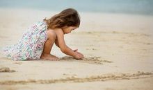 形容去海滩开心的句子