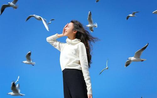 生活不仅是快乐