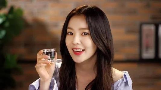 与朋友饮酒时如何形容