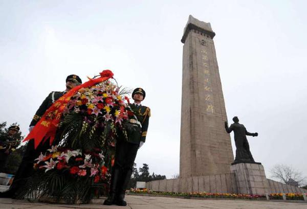 我们必须珍惜现在的生活