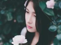 不管您将它摊开还是紧紧握住