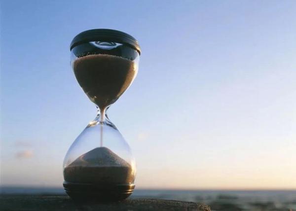 随着时间的流逝