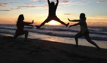 人生不易活着就要开心的句子