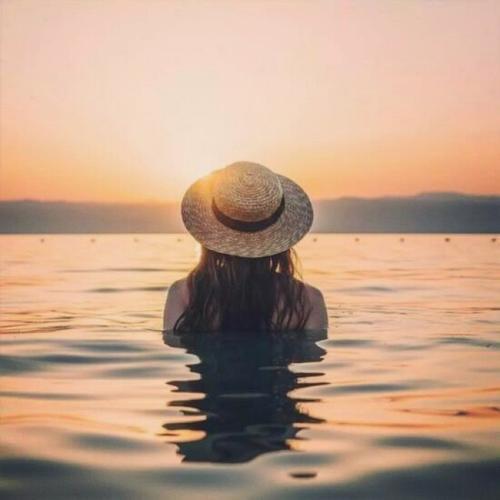 旅行时应该开心