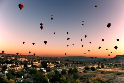 请欣赏小编祝您旅途愉快