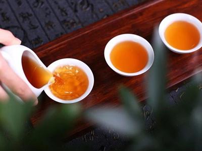 品尝茶后