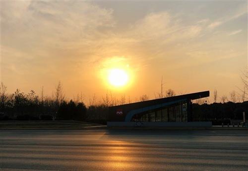 每天太阳下山都是公平的