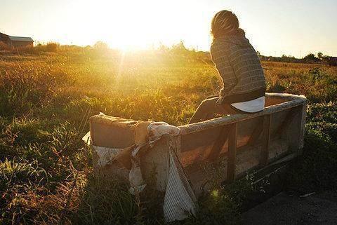 以下是无助和悲伤的句子