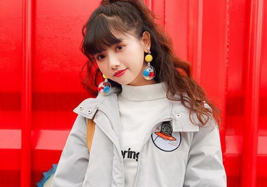 星星和月亮的美丽不如你的眼睛美丽