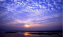 描写湖泊的句子