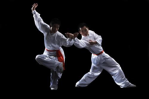 力量和爱没有不同