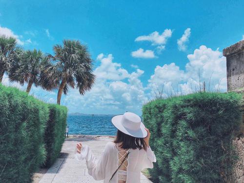 上海滩时如何发送朋友圈