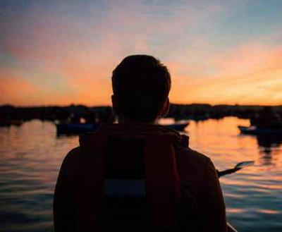 没有流泪的人就是不知道清澈的眼睛