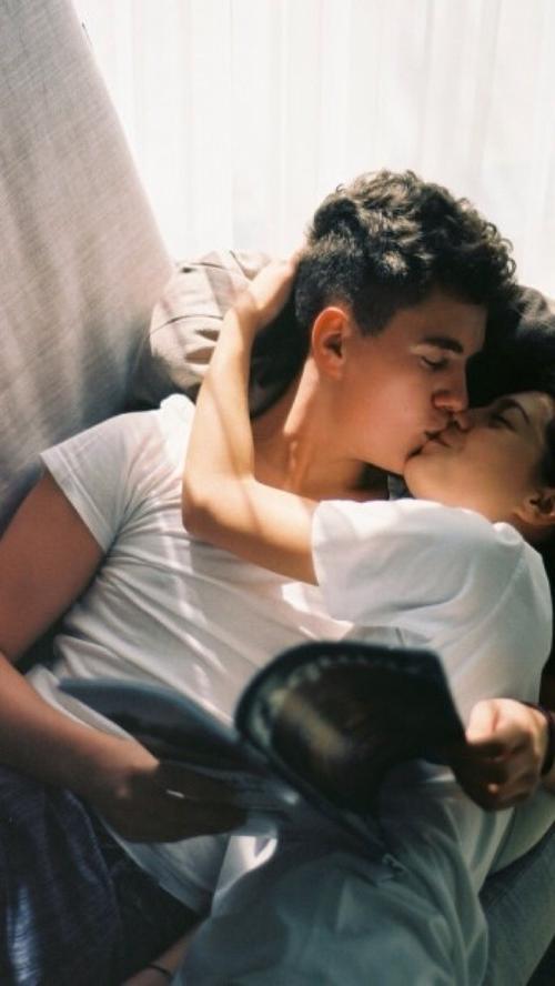 让我们看一下小编关于哄骗人们开心的句子