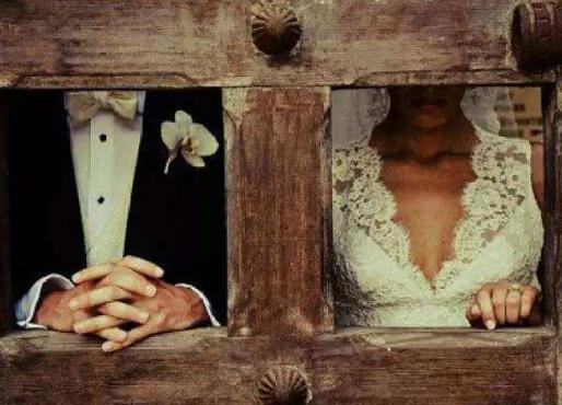 当一个人最悲伤和无助时