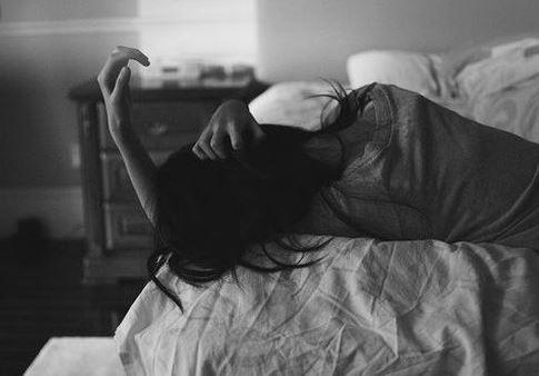 最可怜的时候是当她被自己心爱的男友拒绝后感到心痛