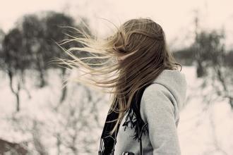    孤独的悲伤句子  1