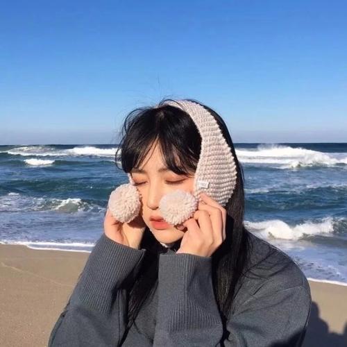 让我们看一下由编辑器组织的朋友开心圈子的简短句子集