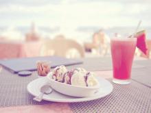 请享受由编辑组织的有关幽默的情感句子