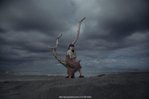 也无法逃脱这个年轻人