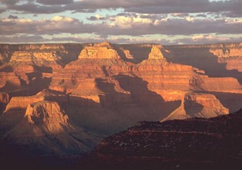 将手和云移过手和雨
