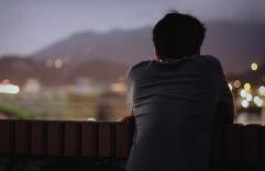 以下是小编为过去失望的所有人编写的一句话