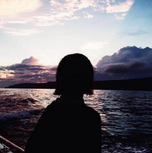 人们担心的是对他人的失望