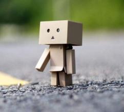 以下是每个人都对一个人感到失望的简短句子