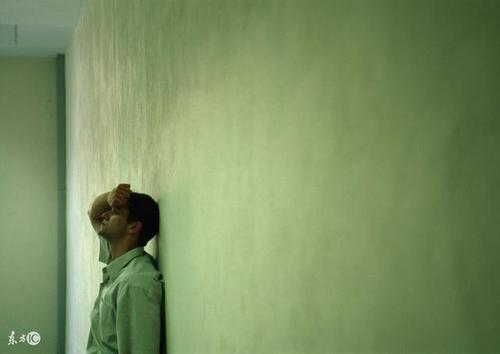 然后在绝望中寻求希望